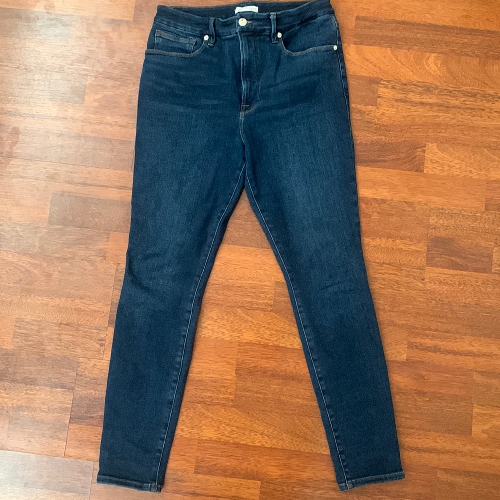Size 10 Good American Good Waist. Worn twice. Are too big.
